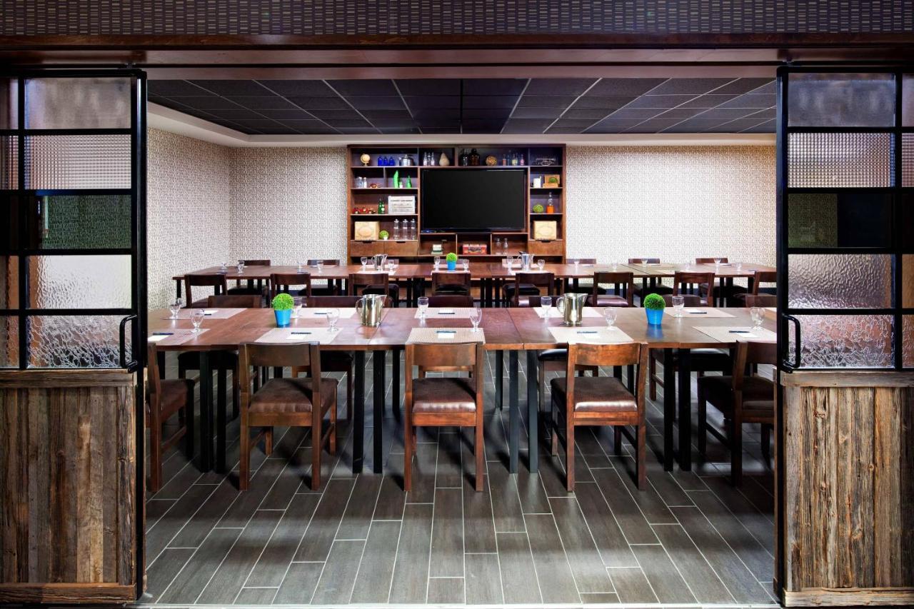 Four Points By Sheraton Edmundston Hotel & Conference Center エクステリア 写真